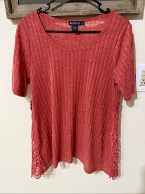 Miss Chievous Coral Ribbed Knit Boho Short-Sleeve Tunic with Lace Side Panels